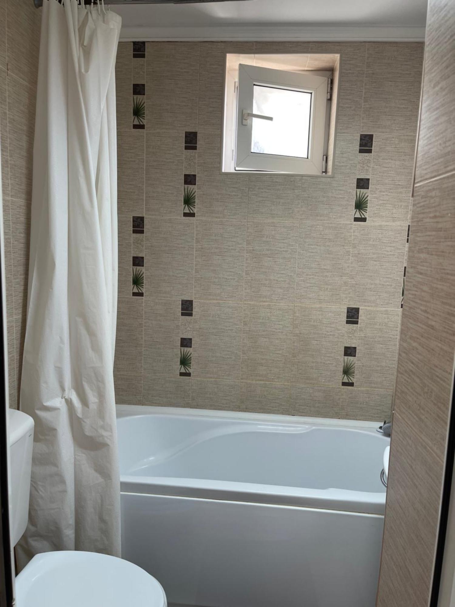 Apartment Luxuryapartentsforrentsrl 3 *